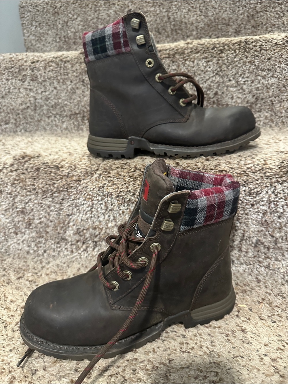 CAT steel toe women’s boots 7 1/2 plaid leather safety PPE